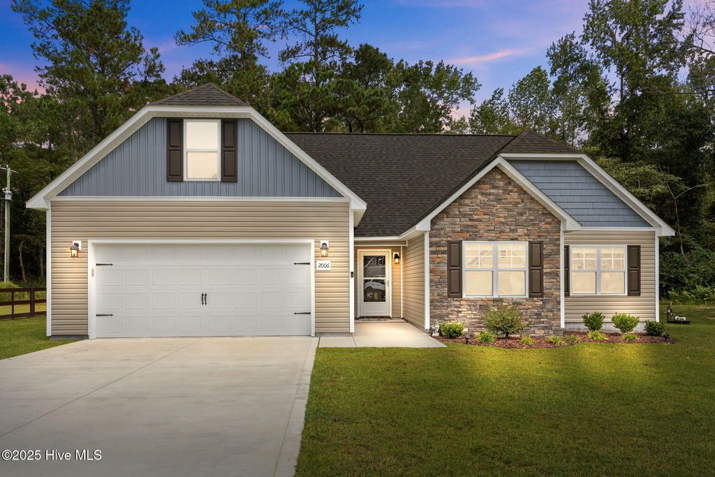 Photo of 2006 Belgrade Swansboro Road, Maysville, NC 28555 (MLS # 100533979)