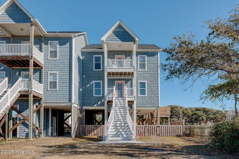 A home in North Topsail Beach