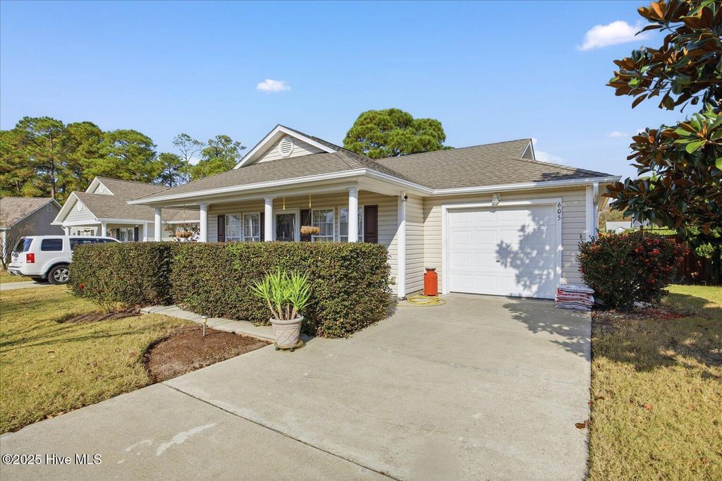 Photo of 605 Tisbury Lane, Wilmington, NC 28412 (MLS # 100543626)