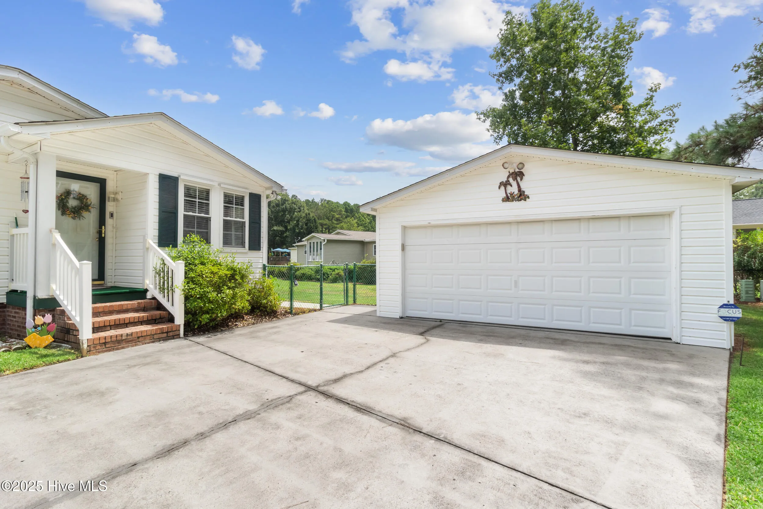 Calabash, North Carolina 28467, United States, 3 Bedrooms Bedrooms, ,2 BathroomsBathrooms,Residential,Active,190005