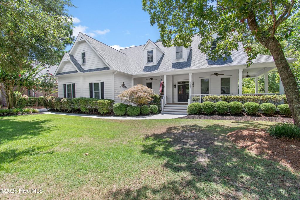 Photo of 2625 St James Drive SE, Southport, NC 28461 (MLS # 100529985)