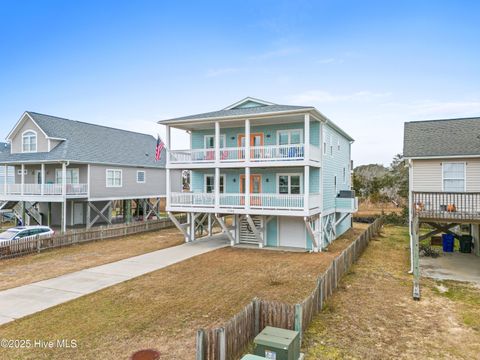 A home in Oak Island