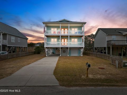 A home in Oak Island