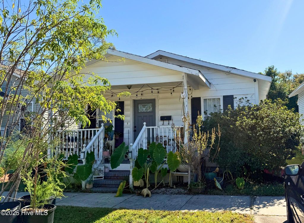 Photo of 1410 Nun Street, Wilmington, NC 28401 (MLS # 100543653)