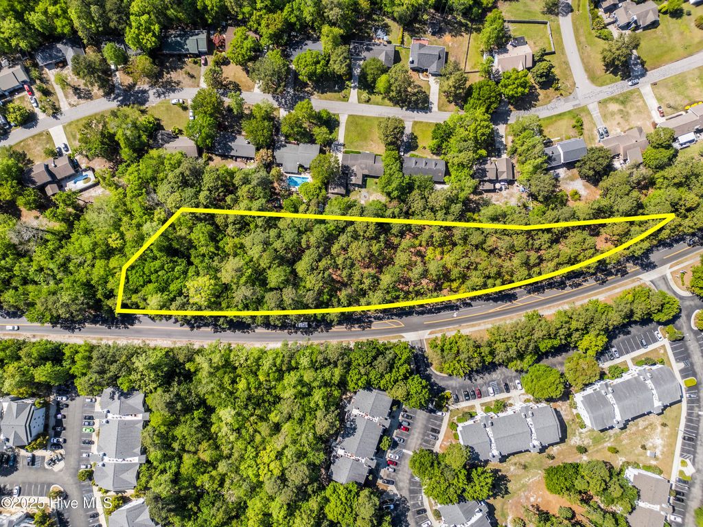 Photo of 801 Saint Andrews Drive, Wilmington, NC 28412 (MLS # 100501917)