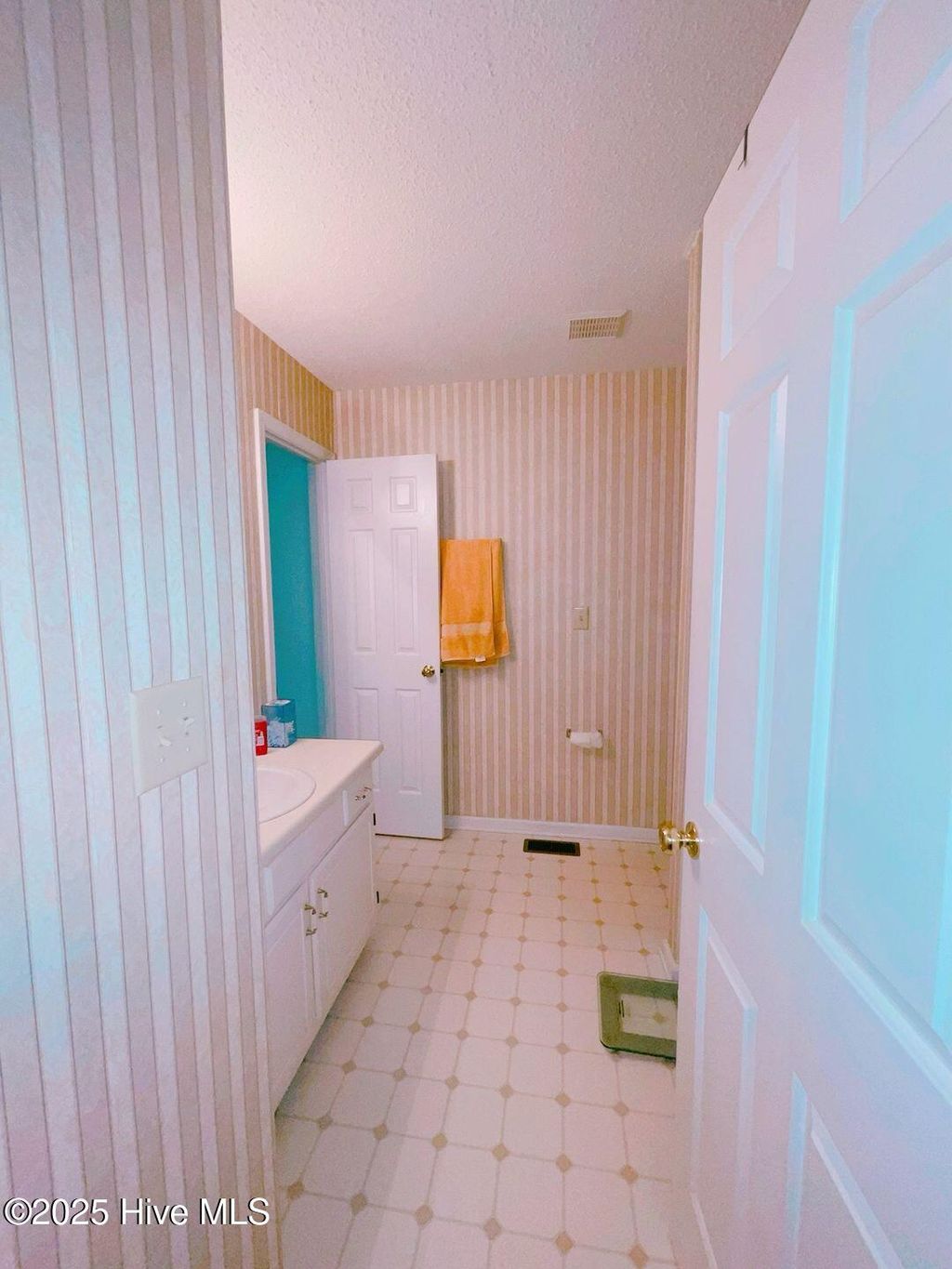 Photo of 2903 Cedar Creek Road #Apt F, Greenville, NC 27834 (MLS # 100533583)