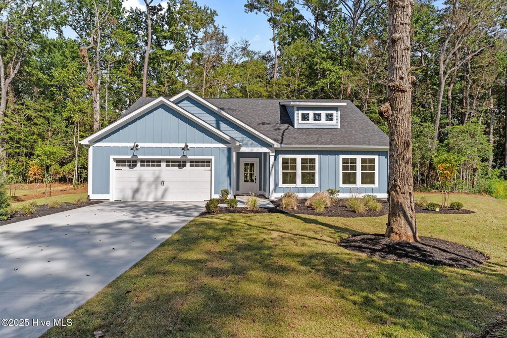 Photo of 102 Northeast Drive NW, Calabash, NC 28467 (MLS # 100531709)