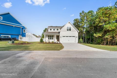 A home in Holly Ridge