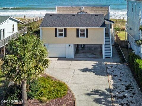 A home in Kure Beach