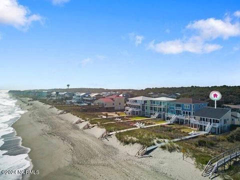 A home in Kure Beach