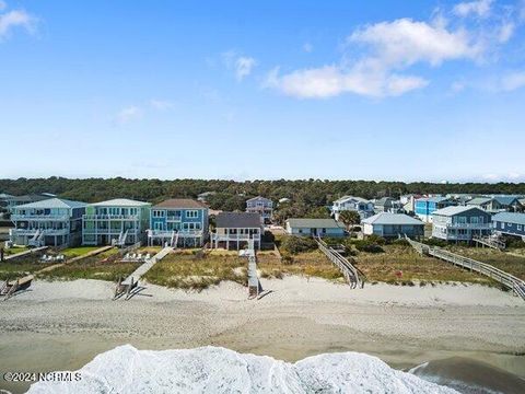 A home in Kure Beach