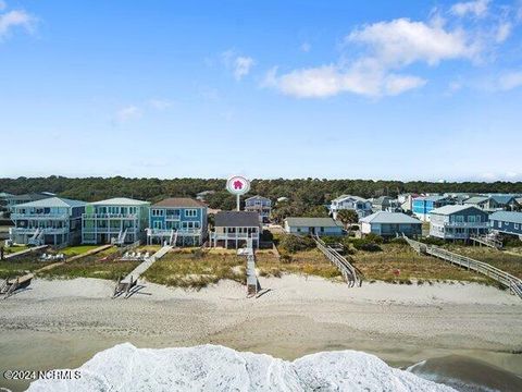 A home in Kure Beach