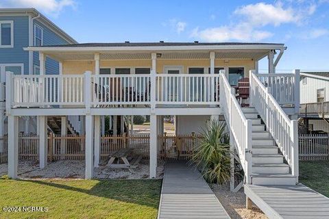 A home in Kure Beach