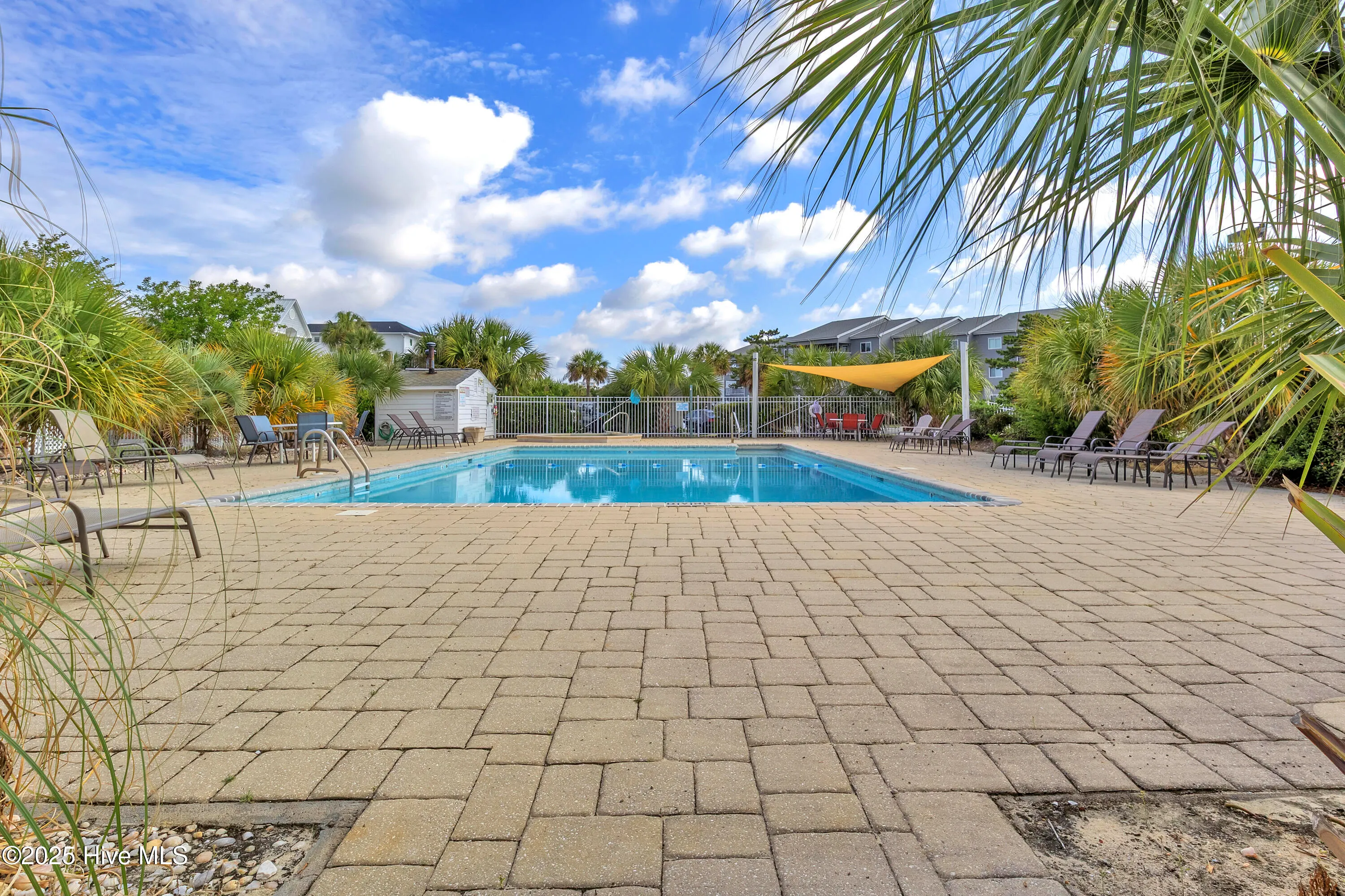 Carolina Beach, North Carolina 28428, United States, 2 Bedrooms Bedrooms, ,2 BathroomsBathrooms,Residential,Active,132403