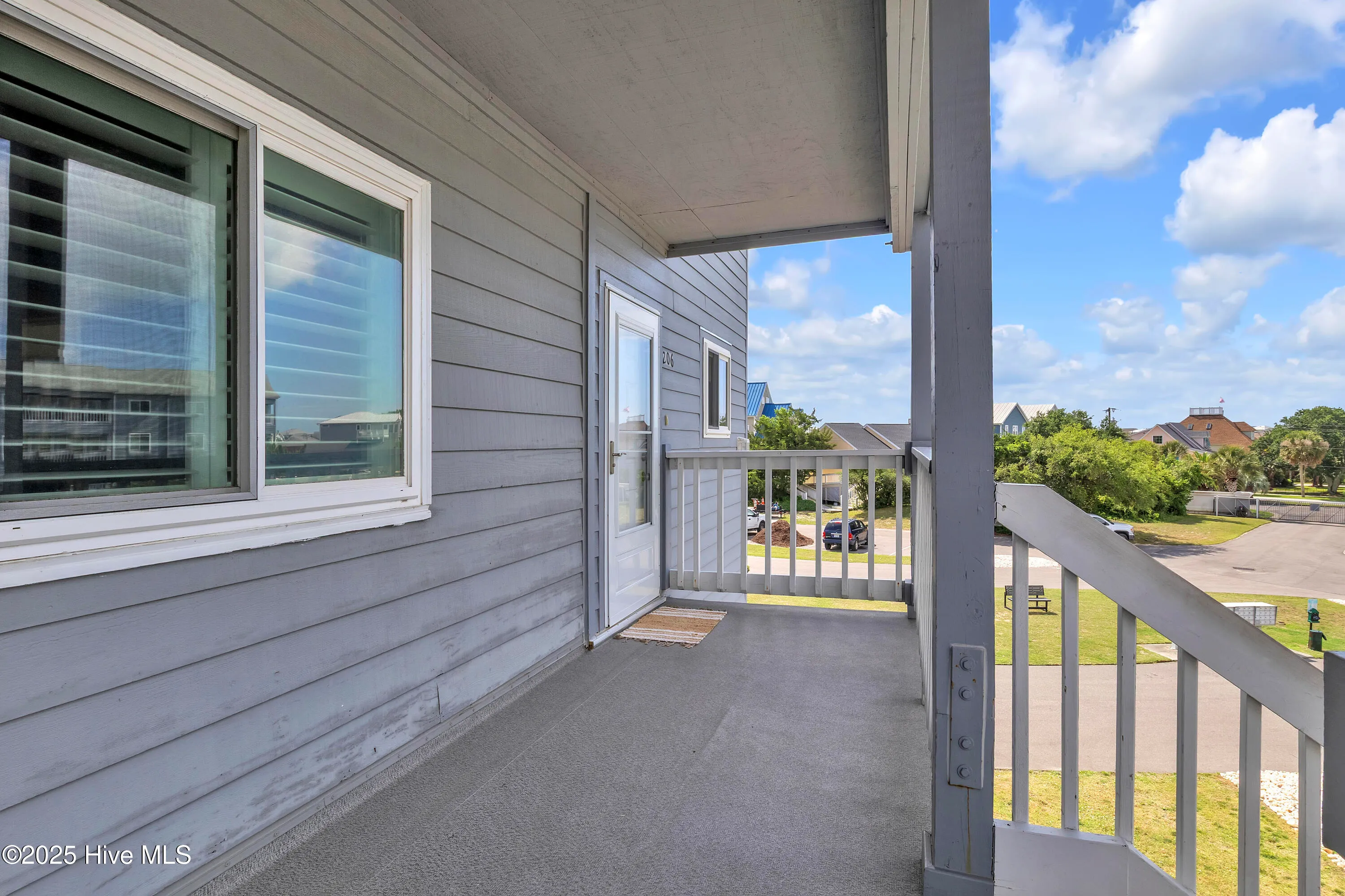 Carolina Beach, North Carolina 28428, United States, 2 Bedrooms Bedrooms, ,2 BathroomsBathrooms,Residential,Active,132403