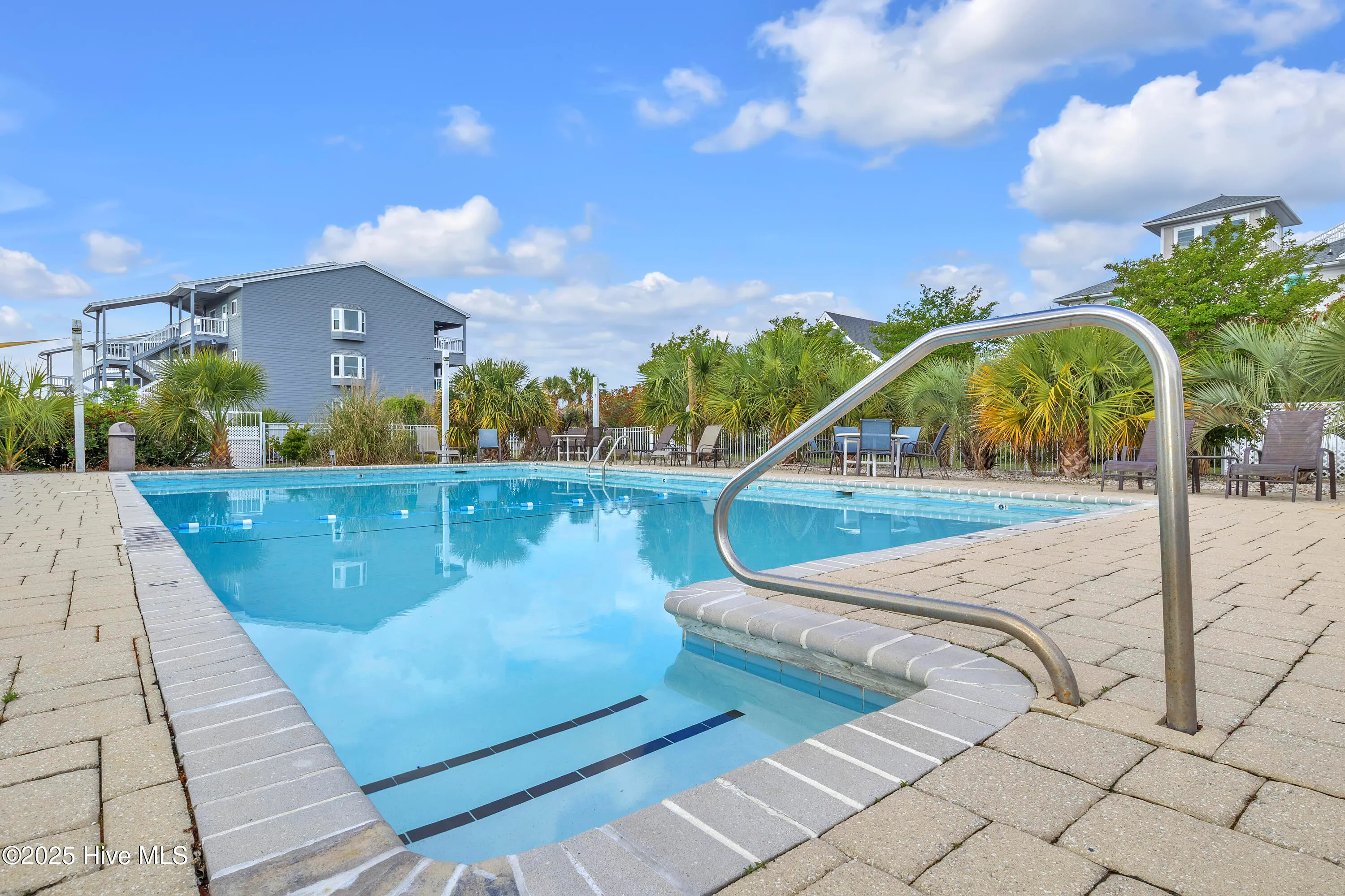 Carolina Beach, North Carolina 28428, United States, 2 Bedrooms Bedrooms, ,2 BathroomsBathrooms,Residential,Active,132403