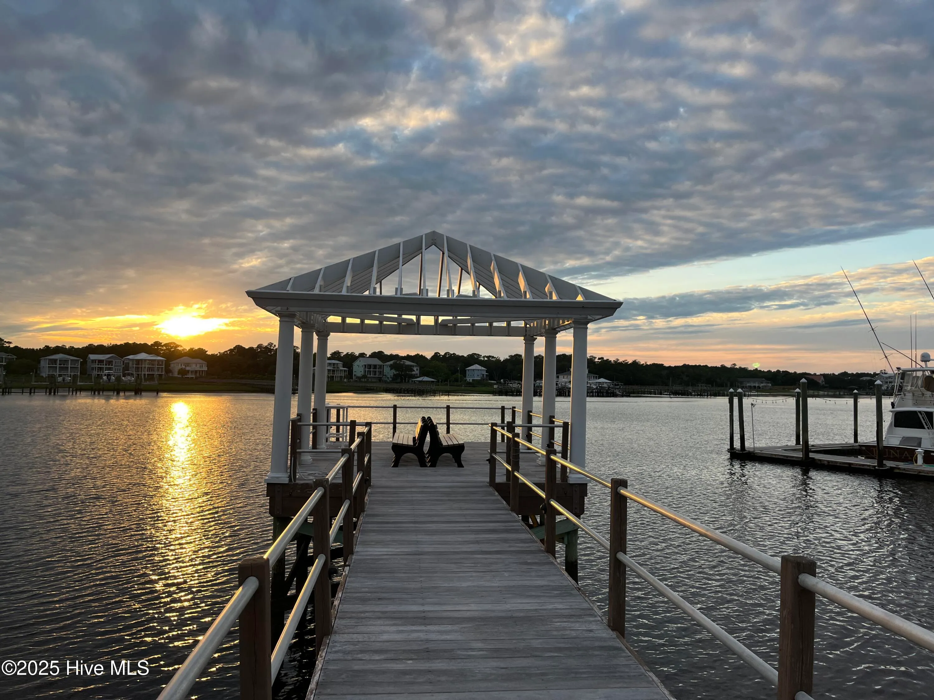Carolina Beach, North Carolina 28428, United States, 2 Bedrooms Bedrooms, ,2 BathroomsBathrooms,Residential,Active,132403