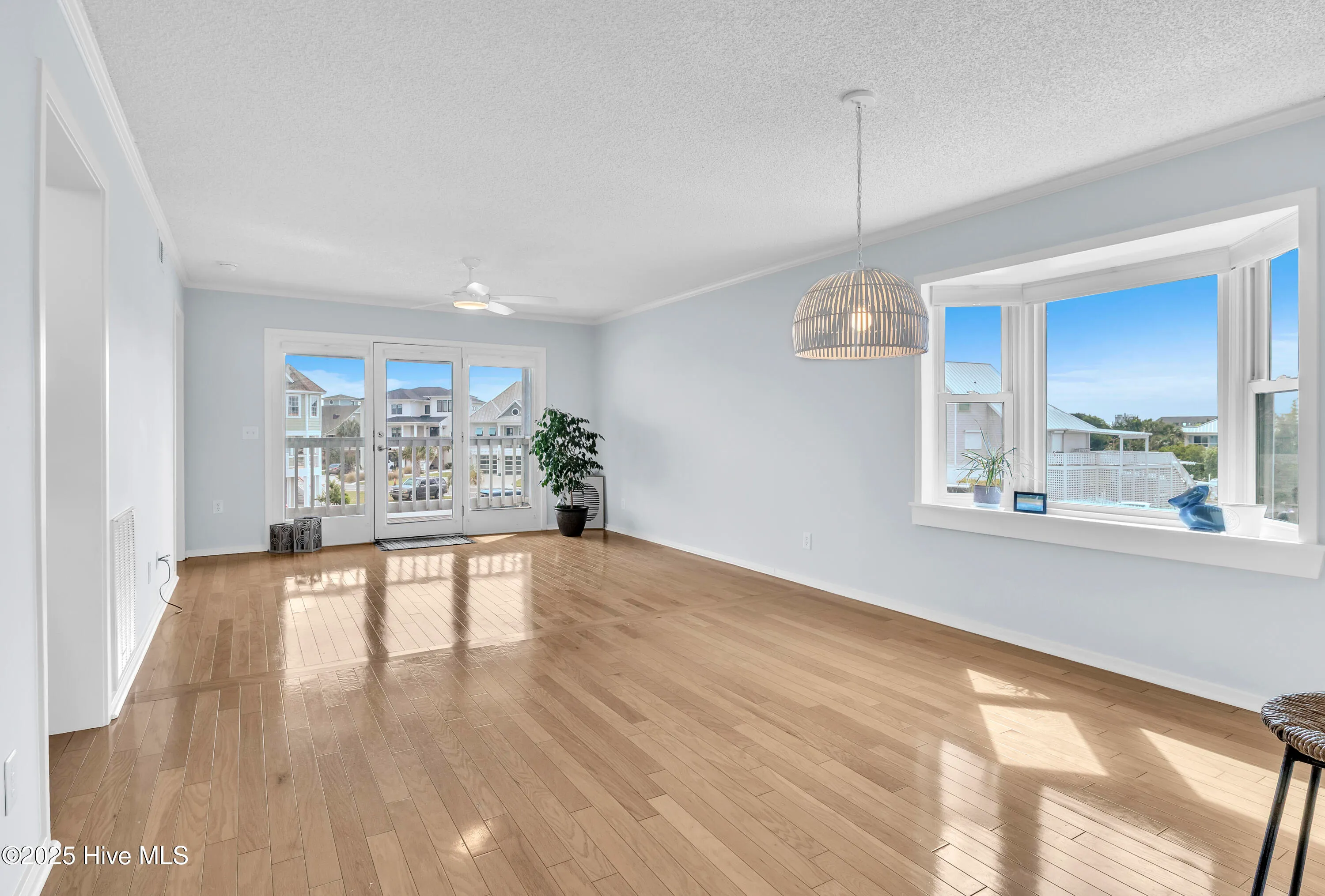 Carolina Beach, North Carolina 28428, United States, 2 Bedrooms Bedrooms, ,2 BathroomsBathrooms,Residential,Active,132403