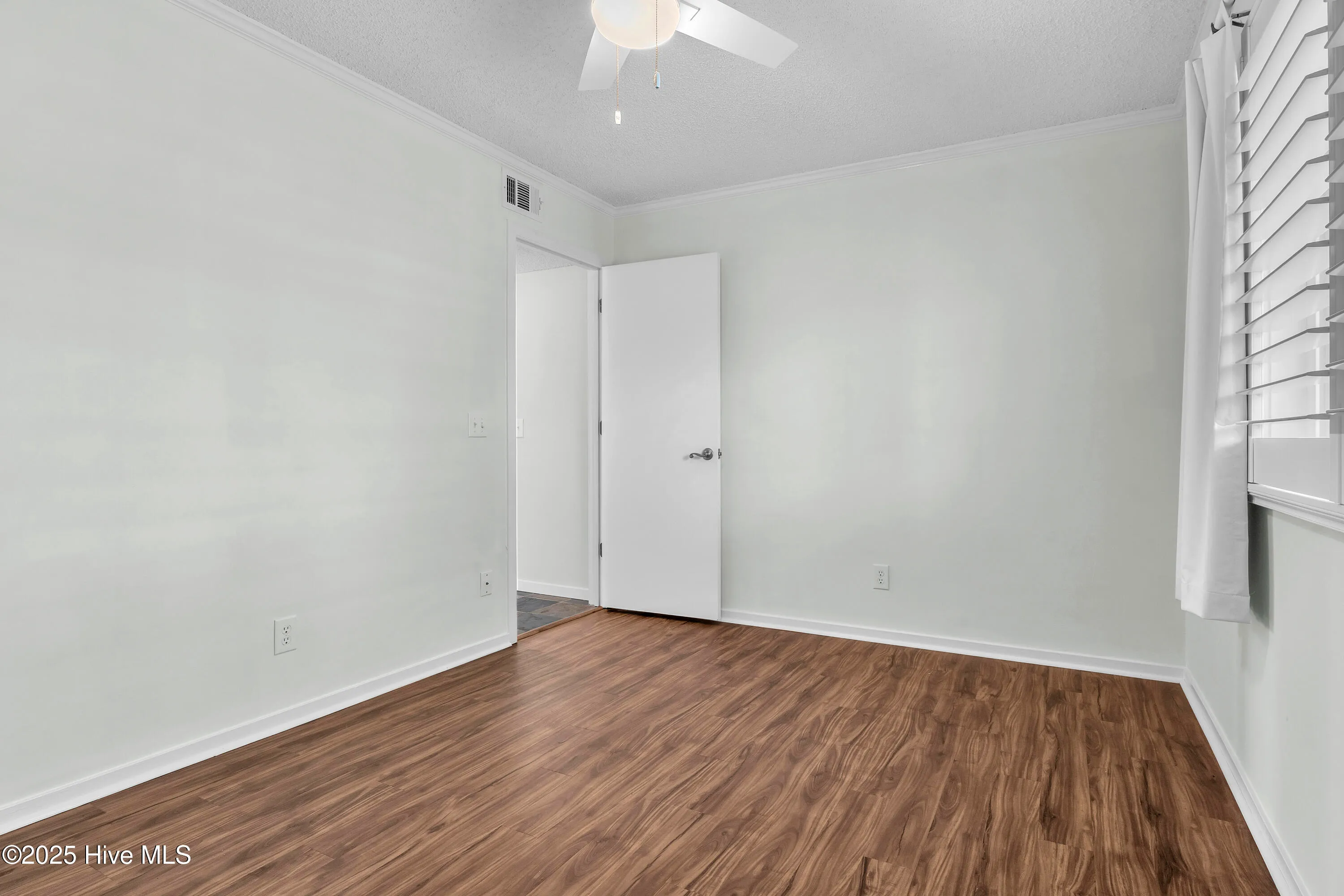 Carolina Beach, North Carolina 28428, United States, 2 Bedrooms Bedrooms, ,2 BathroomsBathrooms,Residential,Active,132403