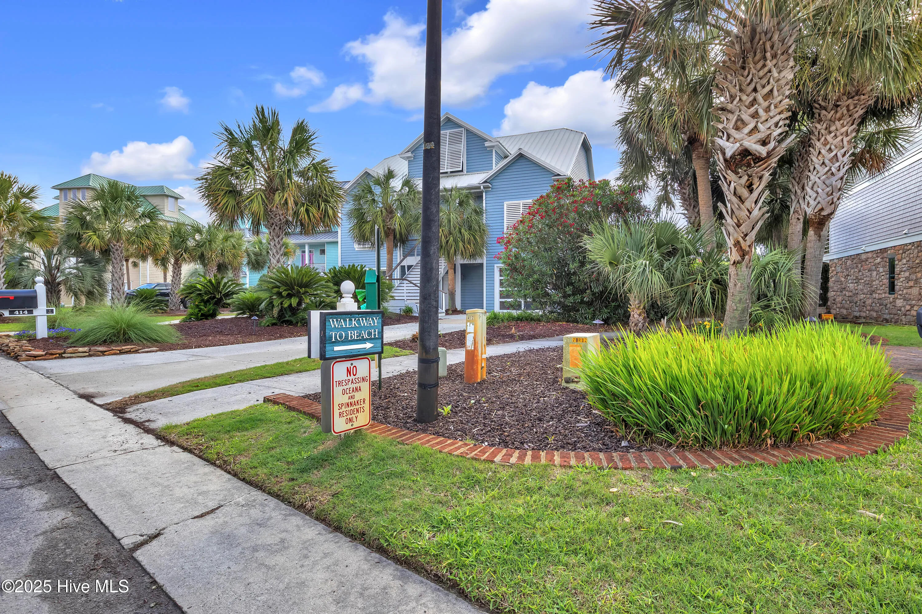 Carolina Beach, North Carolina 28428, United States, 2 Bedrooms Bedrooms, ,2 BathroomsBathrooms,Residential,Active,132403