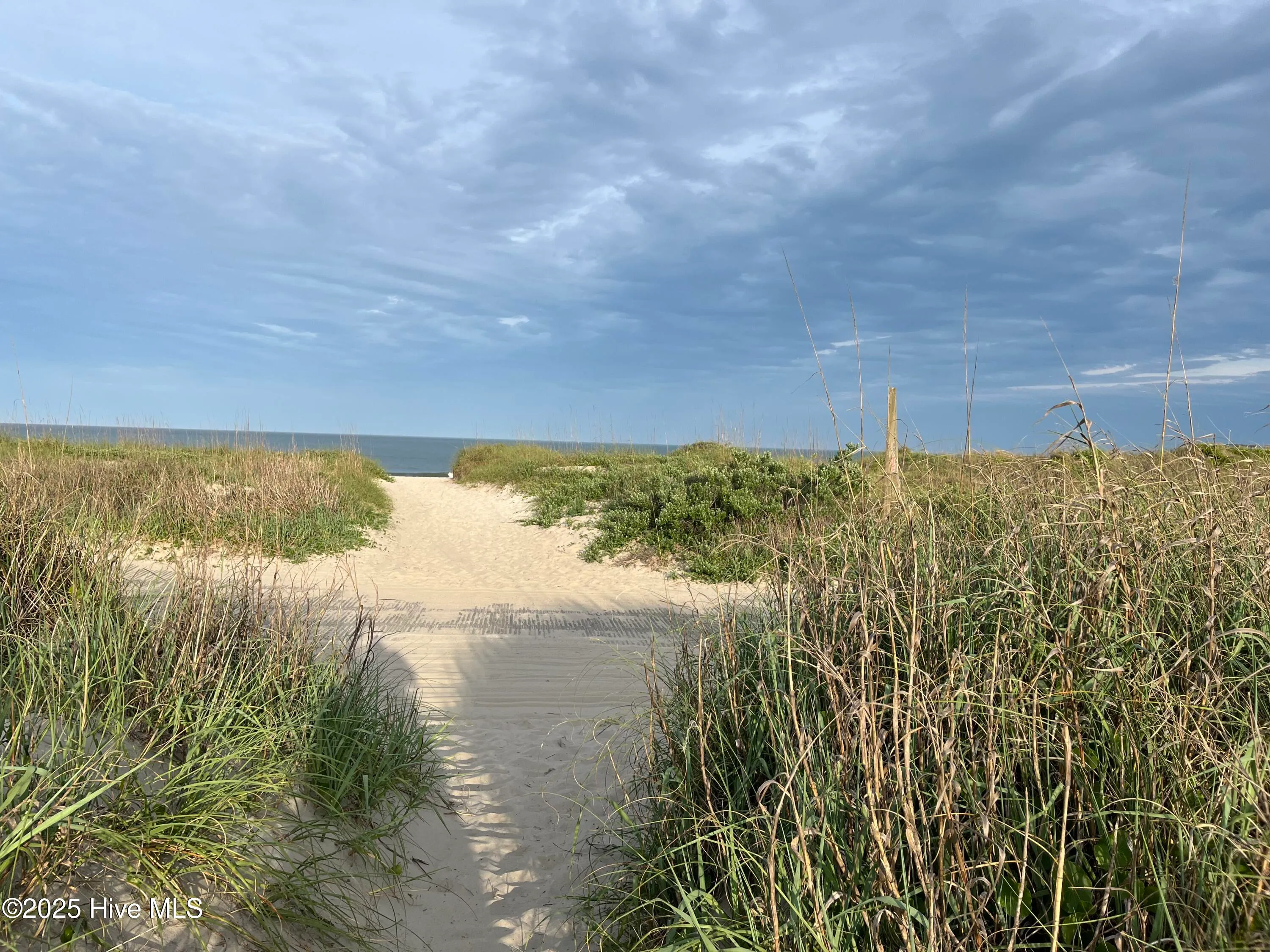 Carolina Beach, North Carolina 28428, United States, 2 Bedrooms Bedrooms, ,2 BathroomsBathrooms,Residential,Active,132403