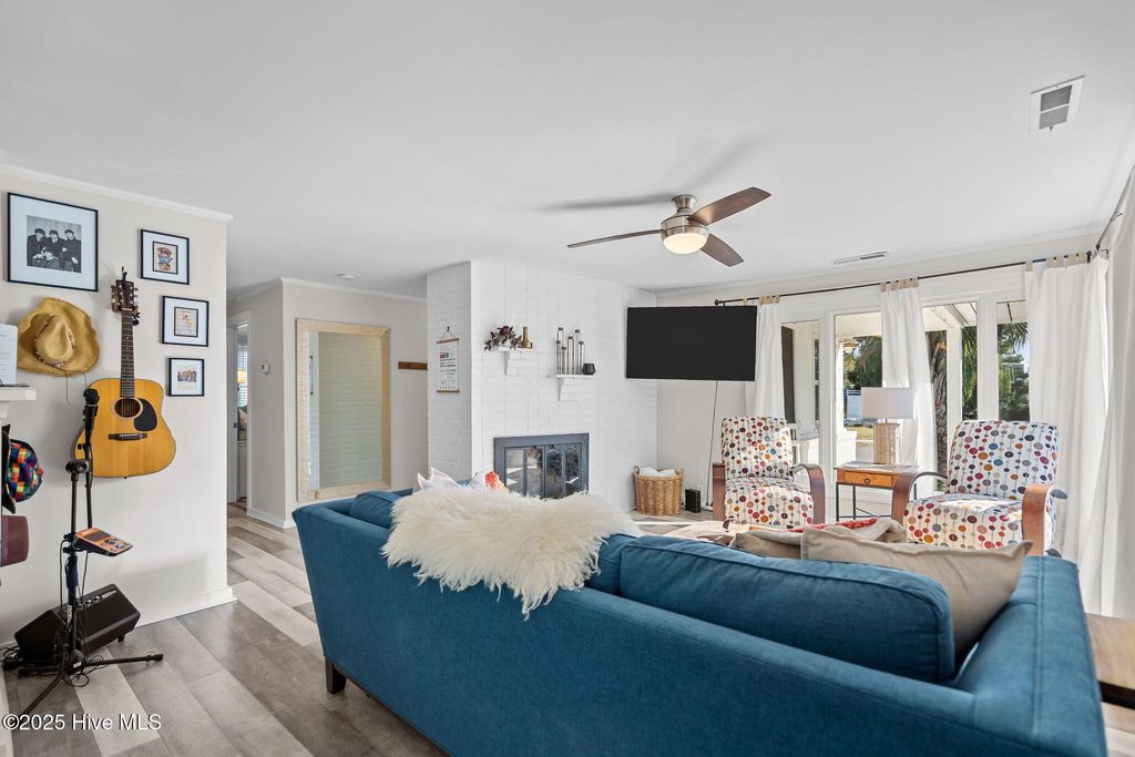 Photo of 412 Raleigh Avenue, Carolina Beach, NC 28428 (MLS # 100531538)