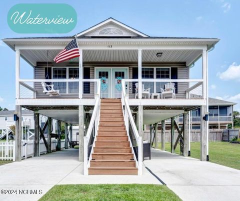 A home in Sneads Ferry