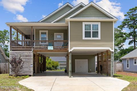 A home in Oak Island