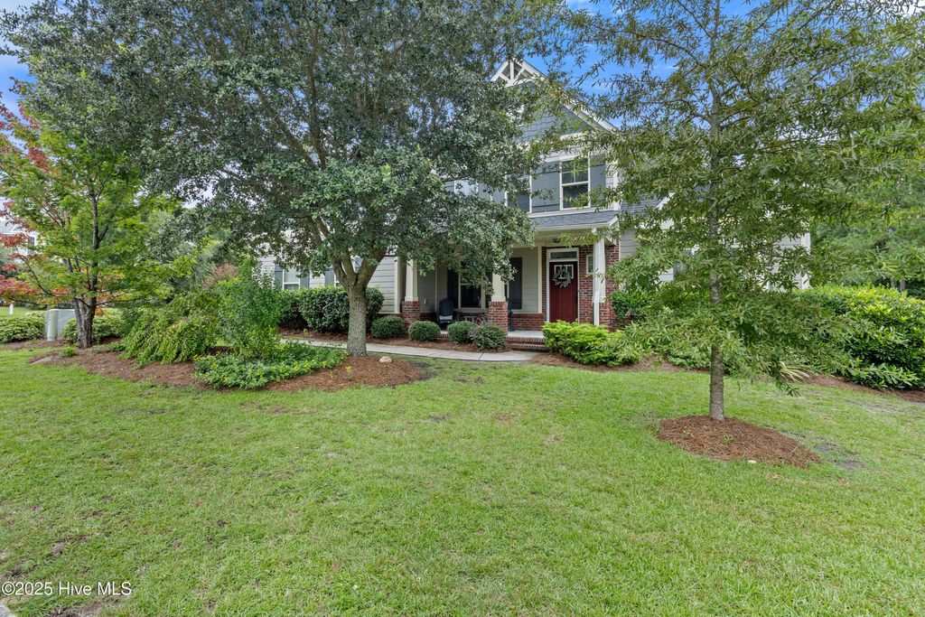 Photo of 300 Leaward Trace, Swansboro, NC 28584 (MLS # 100534677)