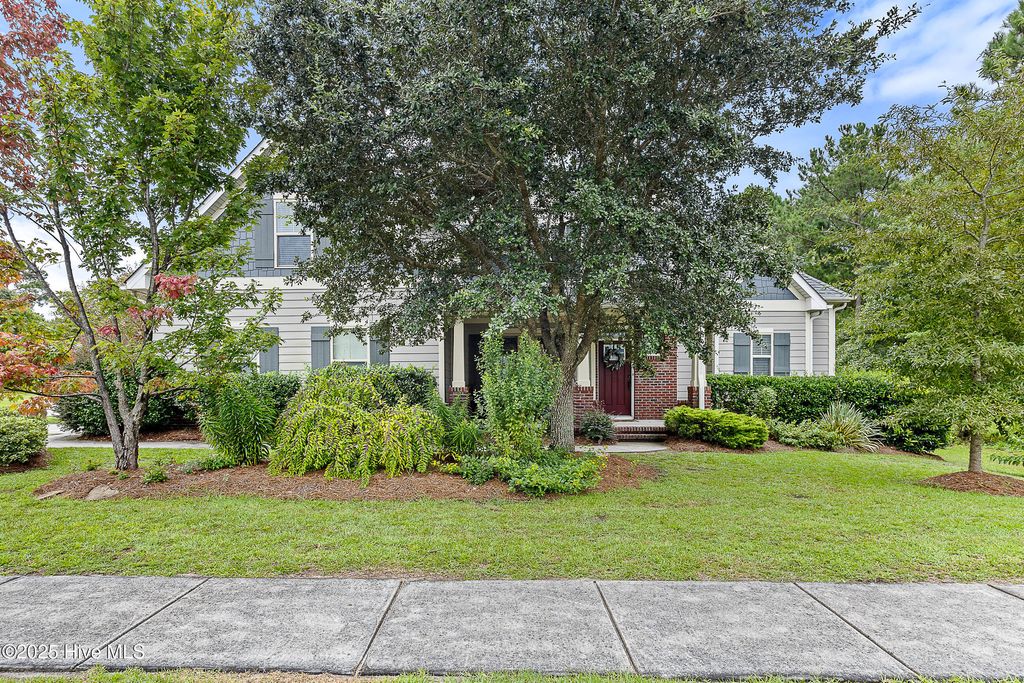 Photo of 300 Leaward Trace, Swansboro, NC 28584 (MLS # 100534677)