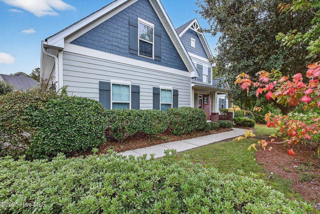 Photo of 300 Leaward Trace, Swansboro, NC 28584 (MLS # 100534677)