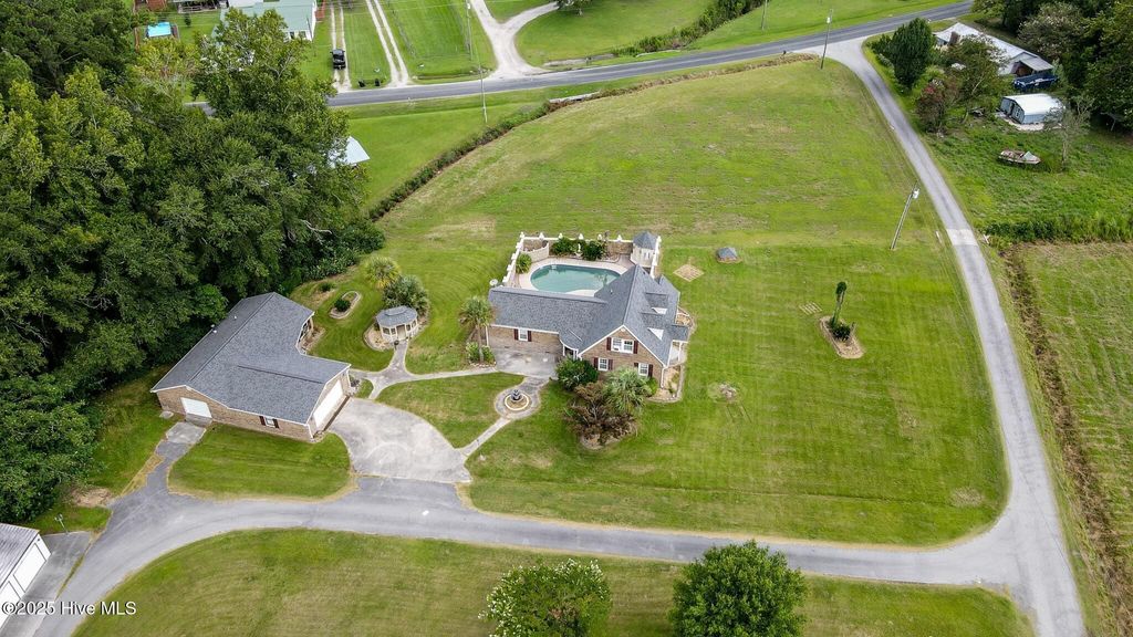 Photo of 310 Lott Morton Lane, Jacksonville, NC 28546 (MLS # 100500990)