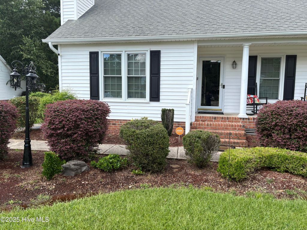 Photo of 731 Winterfield Drive, Winterville, NC 28590 (MLS # 100512723)