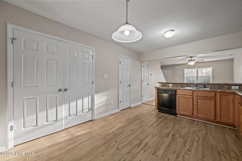 Tiny photo for 1004 Grandeur Avenue, Jacksonville, NC 28546 (MLS # 100543374)