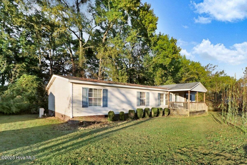Photo of 114 Radford Drive, Goldsboro, NC 27530 (MLS # 100538616)