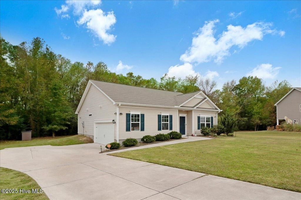 Photo of 204 Timberline Oak Drive, Goldsboro, NC 27534 (MLS # 100538439)