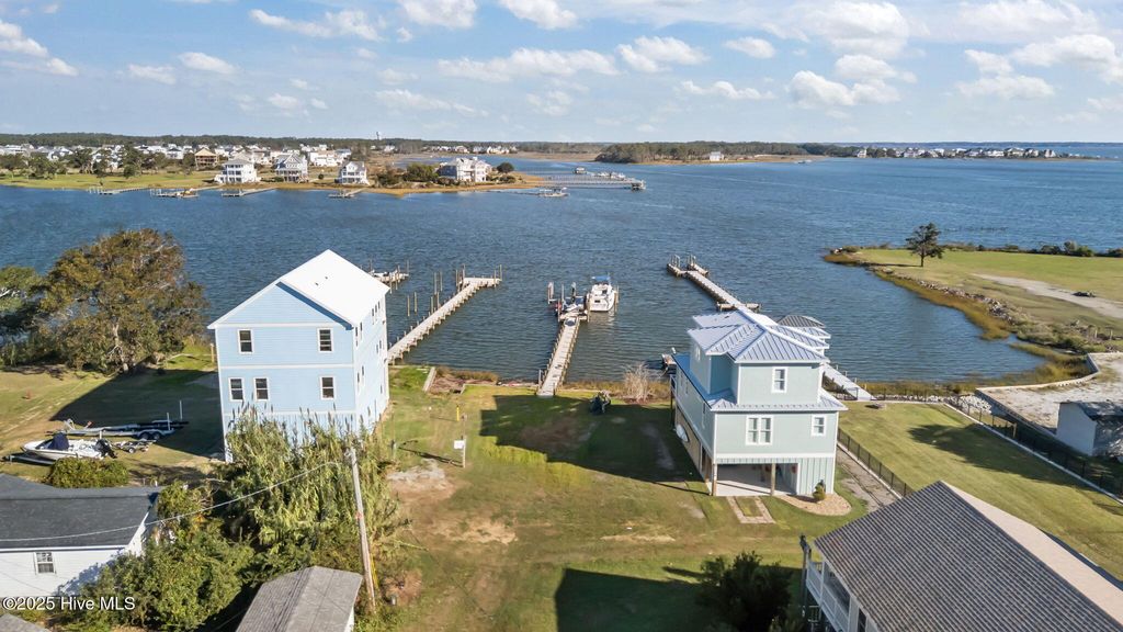 Photo of 1208 Avery Street, Morehead City, NC 28557 (MLS # 100538317)