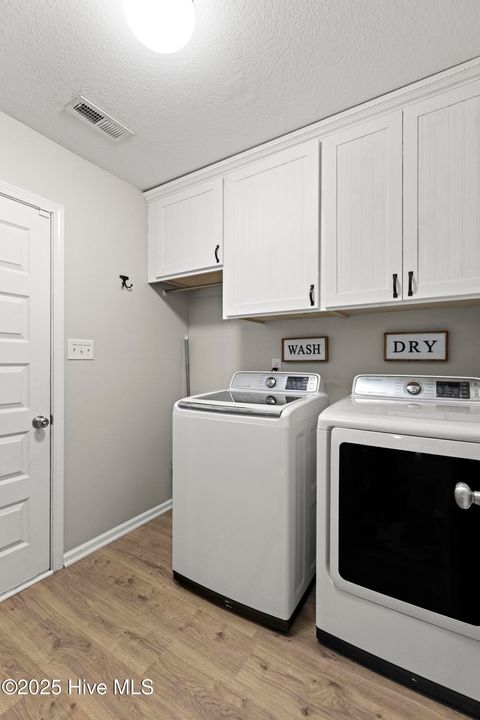 Tiny photo for 206 N Windy Ridge Road, Hubert, NC 28539 (MLS # 100538104)