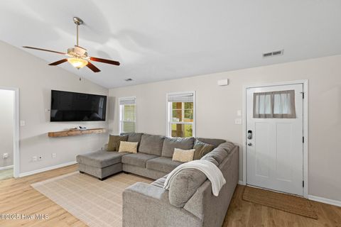 Tiny photo for 206 N Windy Ridge Road, Hubert, NC 28539 (MLS # 100538104)