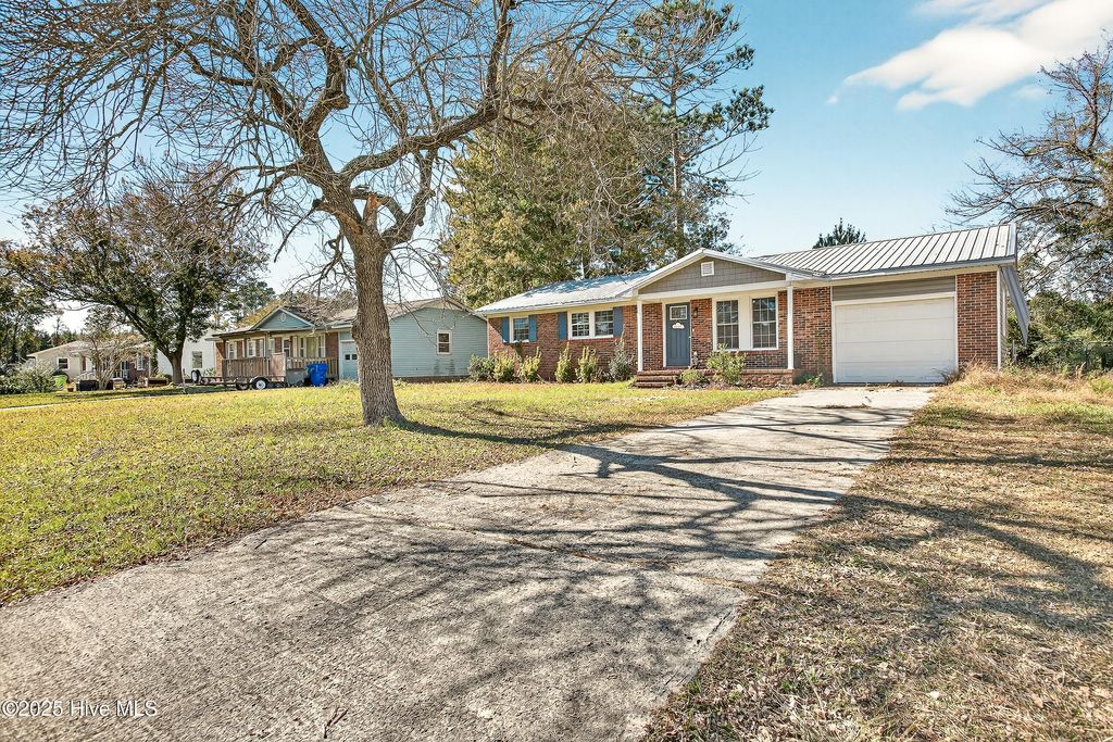 Photo of 218 Forest View Drive, Havelock, NC 28532 (MLS # 100540982)