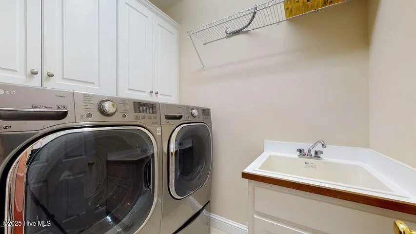 Greenville, North Carolina 27834, United States, 4 Bedrooms Bedrooms, ,4 BathroomsBathrooms,Residential,Active,152498