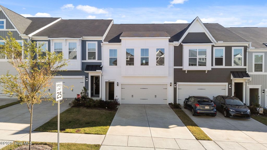Photo of 267 Pansy Park, Clayton, NC 27520 (MLS # 100536986)