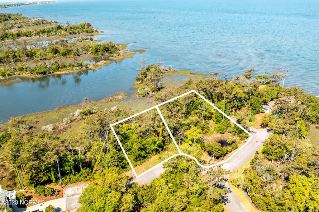 Photo of 3 West Court, Pine Knoll Shores, NC 28512 (MLS # 100382834)