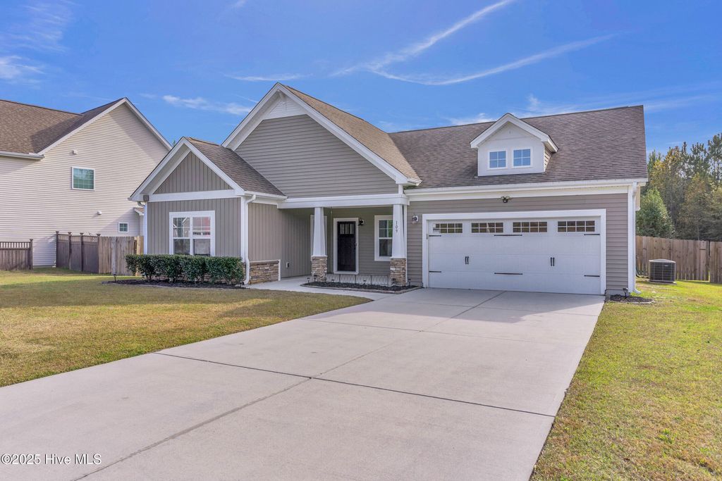 Photo of 109 Courtney Drive, Jacksonville, NC 28540 (MLS # 100541377)