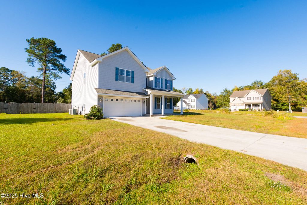 Photo of 600 Blue Diamond Court, Jacksonville, NC 28540 (MLS # 100538070)