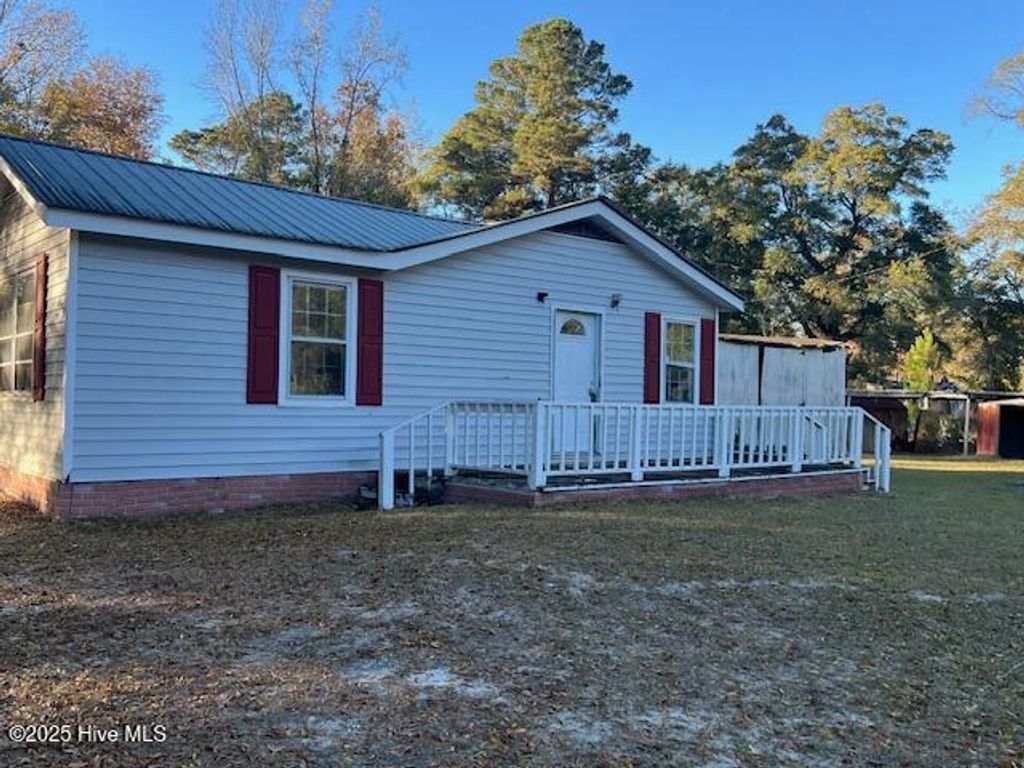 Photo of 428 Cheverolet Drive, Delco, NC 28436 (MLS # 100544112)