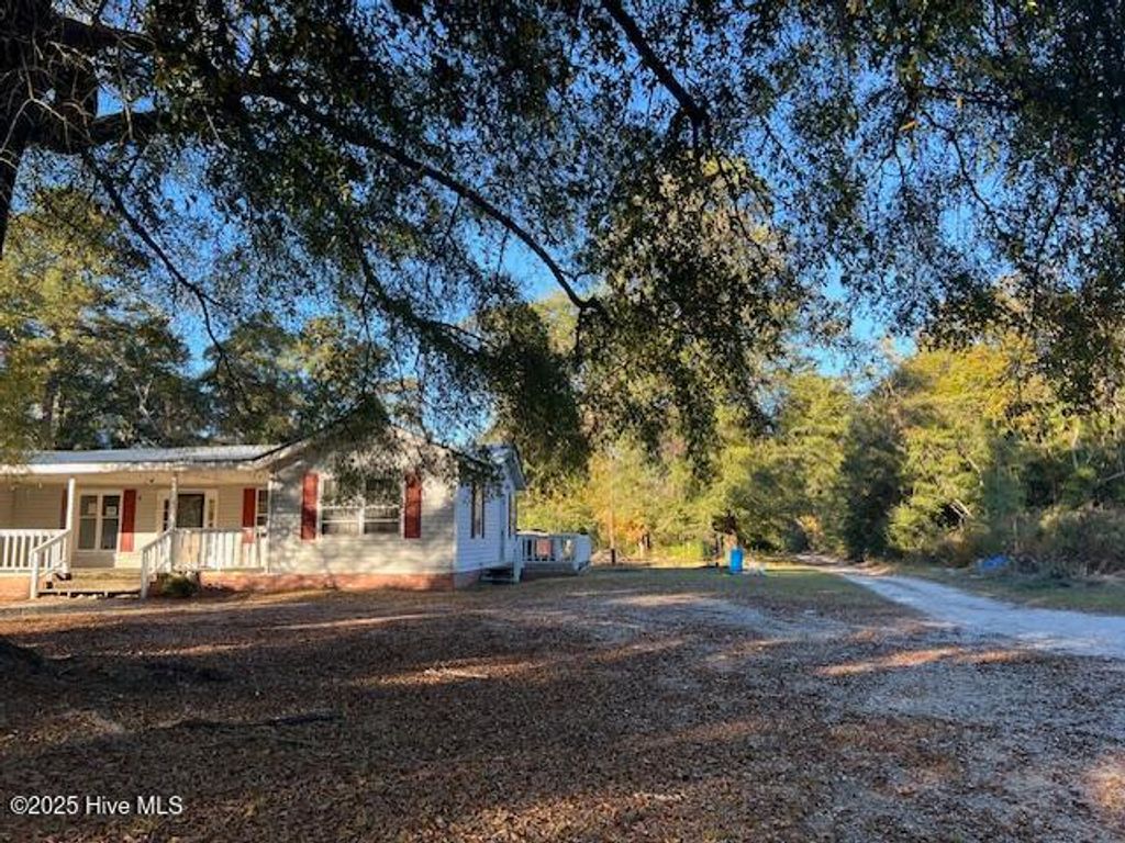 Photo of 428 Cheverolet Drive, Delco, NC 28436 (MLS # 100544112)