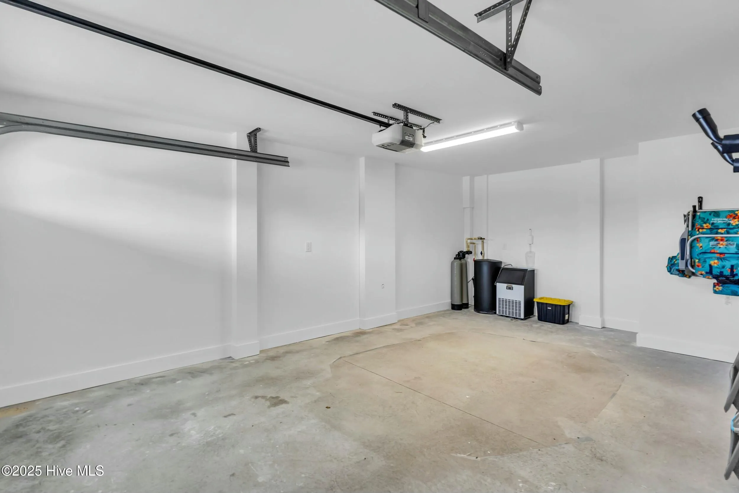 Kure Beach, North Carolina 28449, United States, 5 Bedrooms Bedrooms, ,6 BathroomsBathrooms,Residential,Active,91621