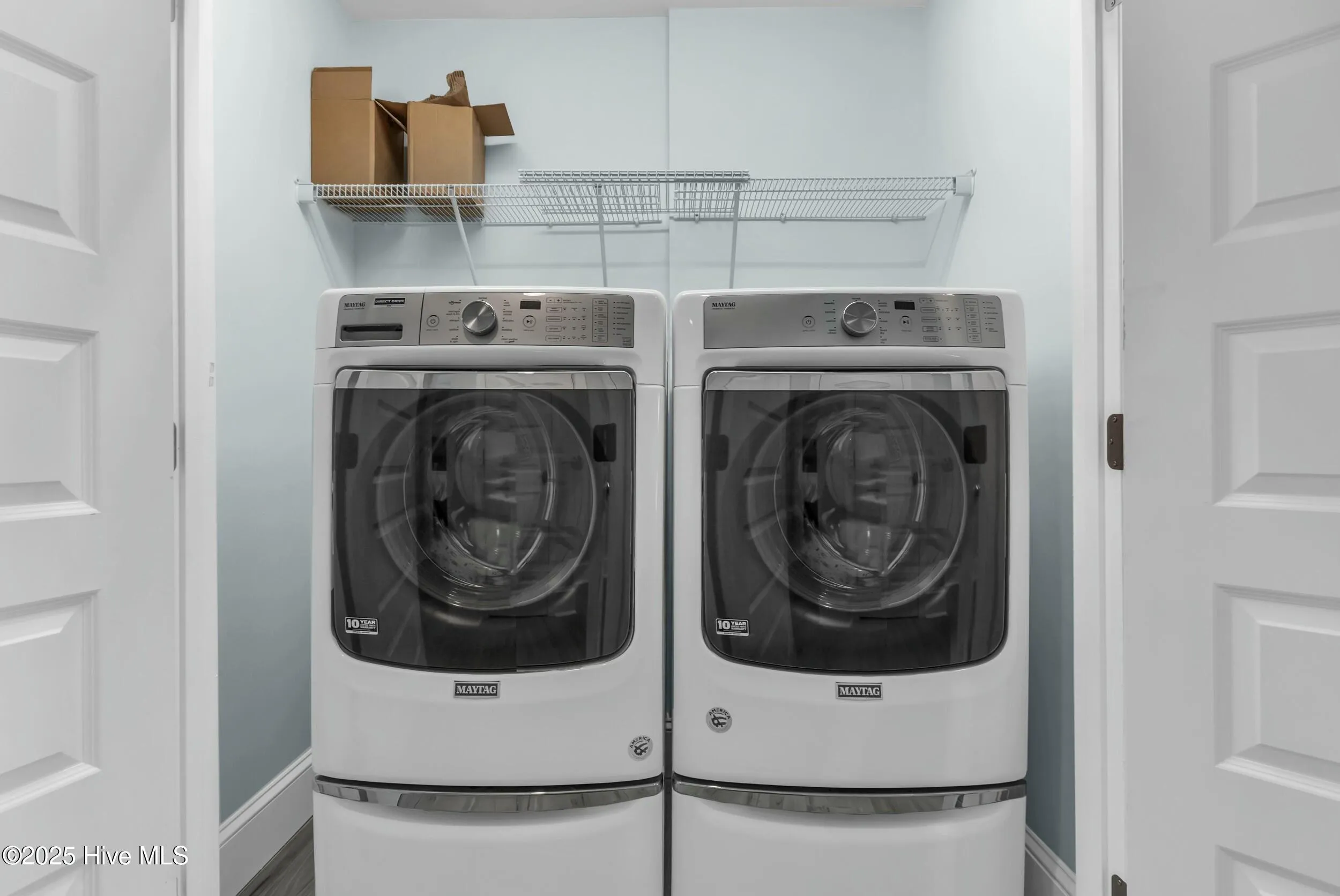 Kure Beach, North Carolina 28449, United States, 5 Bedrooms Bedrooms, ,6 BathroomsBathrooms,Residential,Active,91621