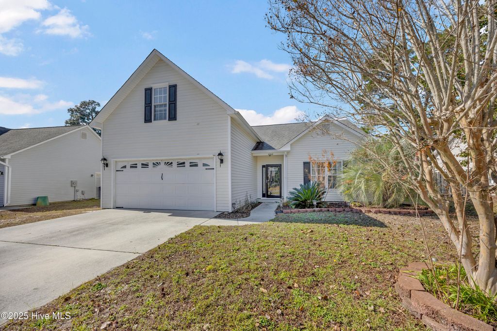 Photo of 6608 Wedderburn Drive, Wilmington, NC 28412 (MLS # 100540259)